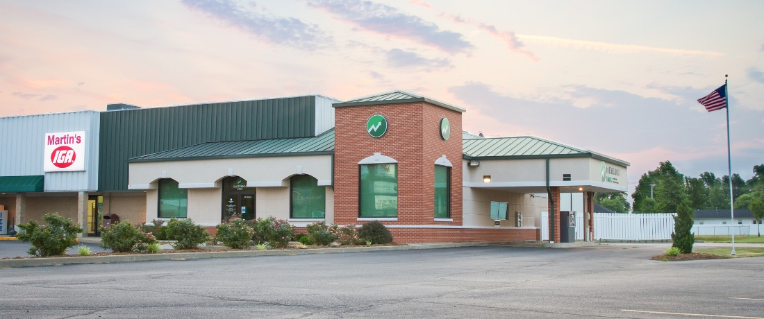 Outdoor photo of Dieterich Bank Newton Branch.